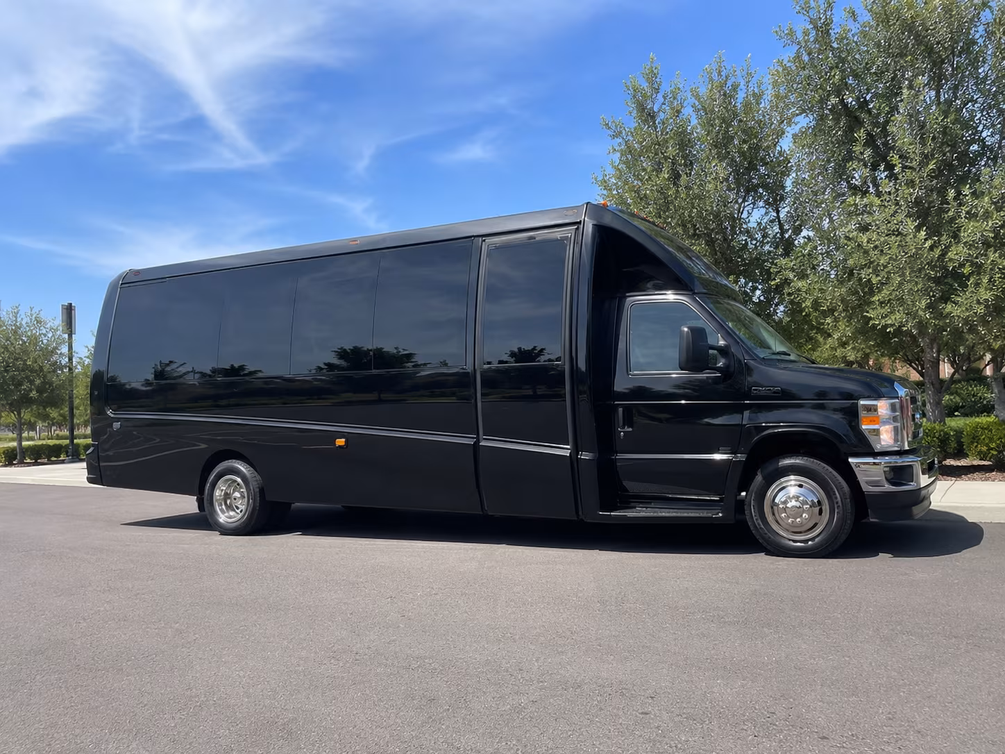 long distance concert shuttle buses from san angelo to bigger venues