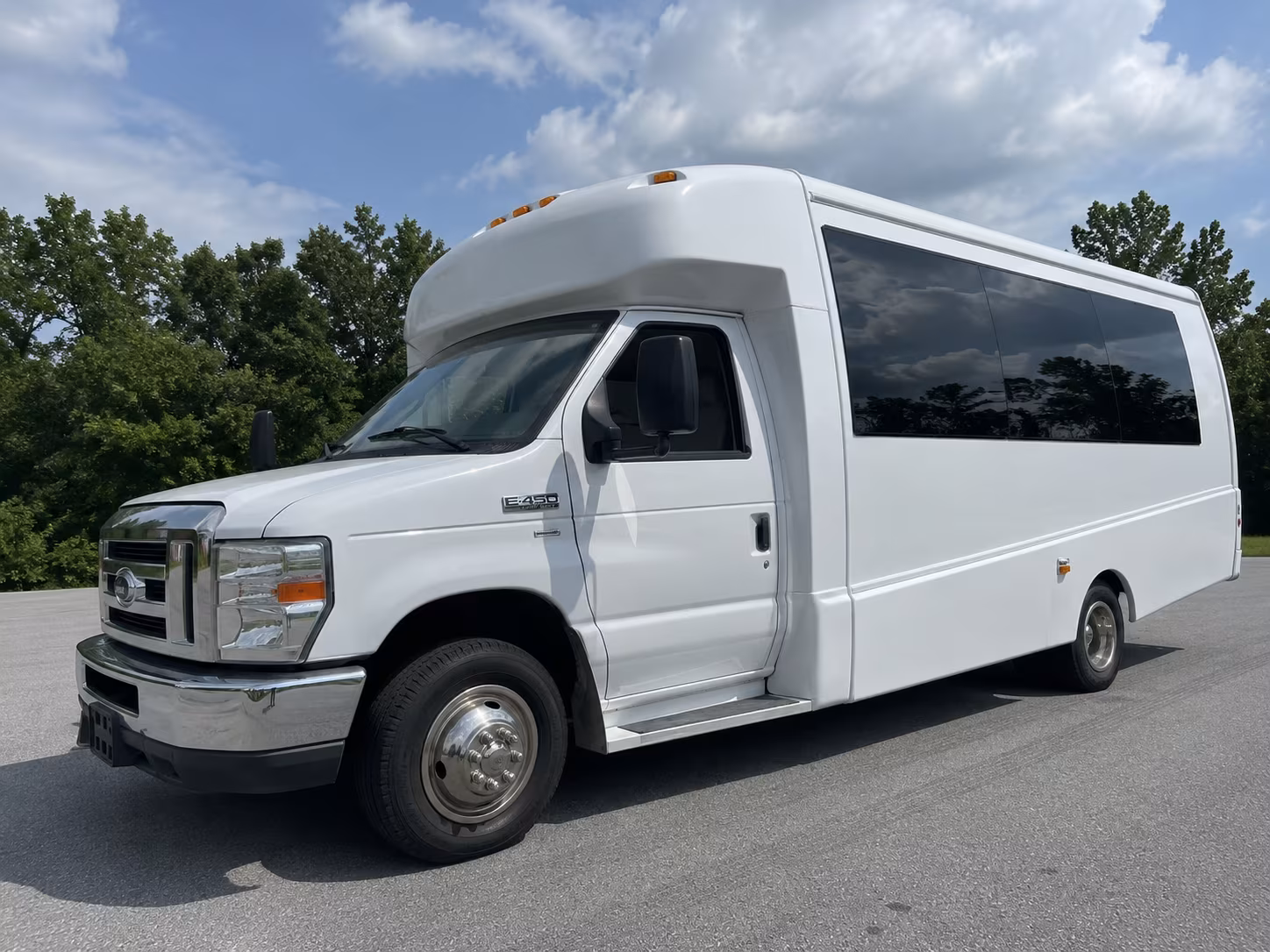 party buses for live music nights along concho avenue